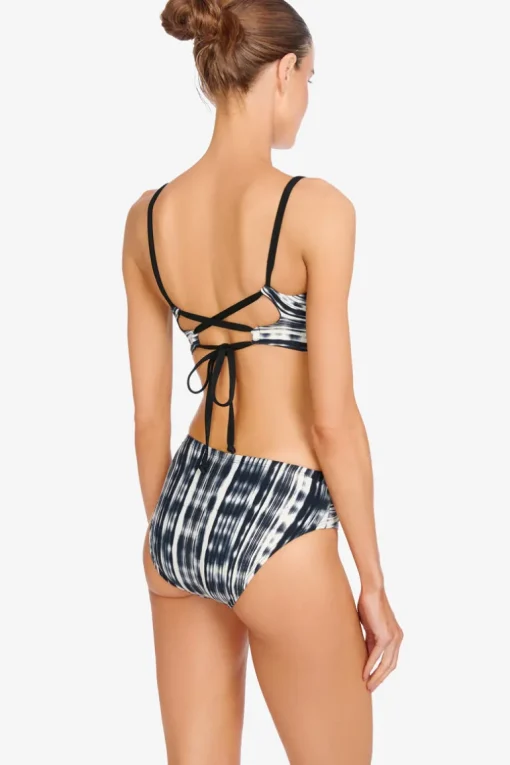 Jana Twist Bottom